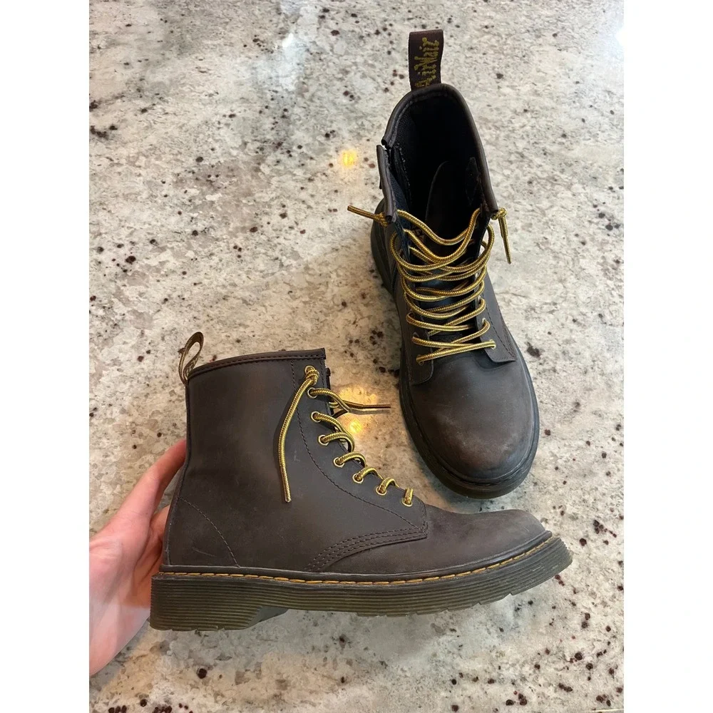 Dr. Martens Youth 1460 Wildhorse Leather Lace Up Boots‎ Dark Brown Size 4 US